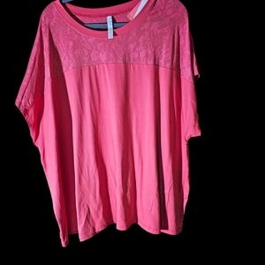 NWT Livi Active Coral Short Sleeve Top